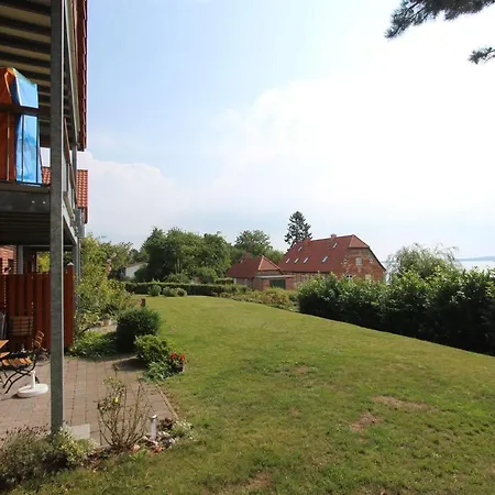 idyllsiche Lage, Ferienwohnung mit Terrasse, Meerblick - Haus Sonnenblume FeWo 04 Apartment Neuendorf (Rugen)