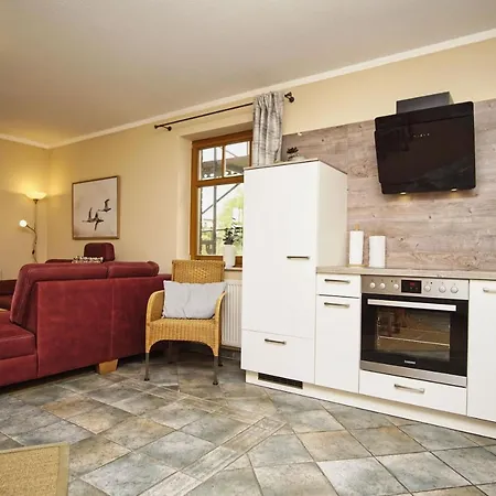 Idyllsiche Lage, Mit Terrasse, Meerblick - Haus Sonnenblume 04 Apartment