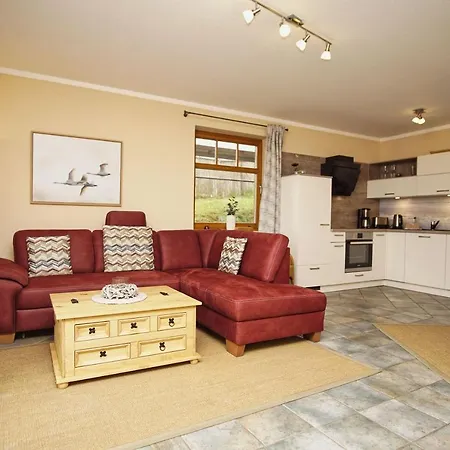 Apartment idyllsiche Lage, Ferienwohnung mit Terrasse, Meerblick - Haus Sonnenblume FeWo 04 *