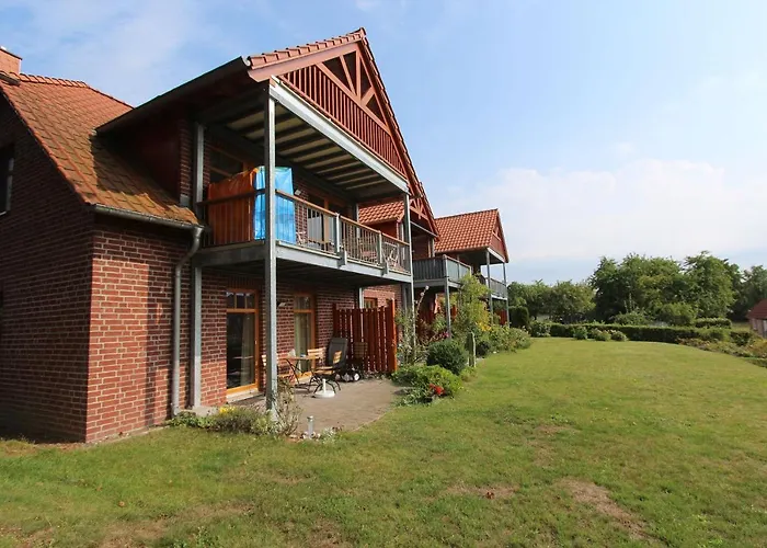 idyllsiche Lage, Ferienwohnung mit Terrasse, Meerblick - Haus Sonnenblume FeWo 04 Apartment