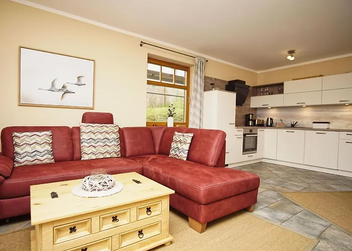 idyllsiche Lage, Ferienwohnung mit Terrasse, Meerblick - Haus Sonnenblume FeWo 04 Apartment